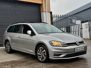 ⚫️Volkswagen Golf 191 PAN ROOF ⚫️ - Image 2