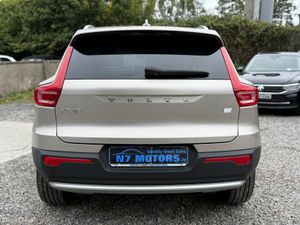 2022 Volvo XC40 PHEV T4 PLUS BRIGHT AUTO - Image 4