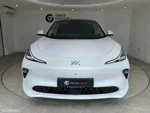MG IM6 553kW Launch Edition 100kWh 5dr AWD Auto - Image 2