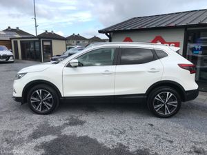 2018 Nissan Qashqai **MINT CONDITION** - Image 2