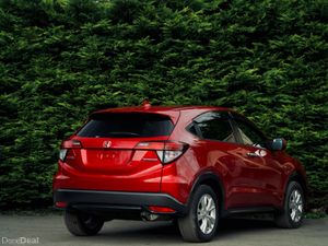 Honda Vezel Hybrid 2018 | Ultra Low Mileage - Image 2