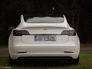 Tesla Model 3 RWD - Image 4