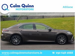 Toyota Camry Platinum Edition (Top Specification) - Image 3