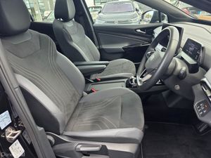 2024 ID5  STYLE PRO 77 kWh - Pan Roof - SOH 96.8% - Image 3