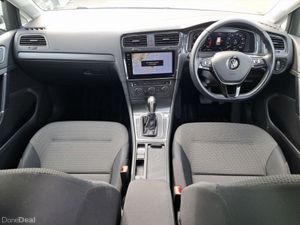 Volkswagen Golf TSI COMFORT TECH - Image 3