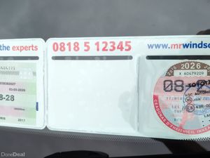 Immaculate Toyota Auris 1.5 Petrol NOT HYBRID, 201 - Image 2
