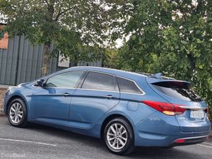 2015 HYUNDAI i40 ESTATE DIESEL TAXED €2650 - Image 2