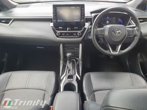 Toyota Corolla Cross ** HYBRID ** HIGH SPEC ** TRI - Image 2