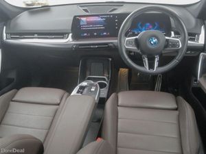 BMW iX1 xDrive30 M Sport - Image 4