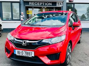 2016 Honda Fit 1.5 Hybrid Automatic CarPlay - Image 2