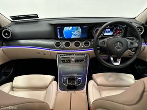 Mercedes-Benz E-Class E200 D AMG Exterior Line - Image 4