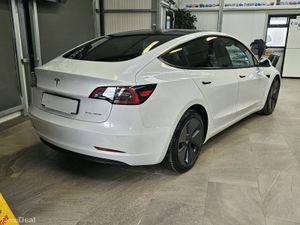 221 TESLA MODEL 3 LONG RANGE AWD - Image 3