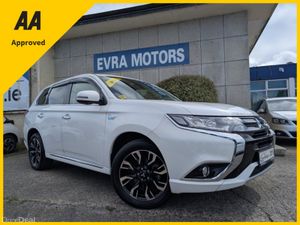 Mitsubishi Outlander G PREMIUM 4WD HYBRID PHEV AUT - Image 2