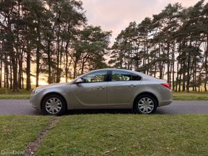 Opel Insignia 2011 Diesel 2 Owners Low Mileage - Image 4