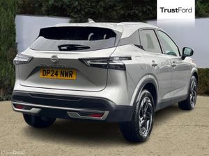 Nissan Qashqai 1.3 DiG-T MH N-Connecta 5dr - PANOR - Image 4