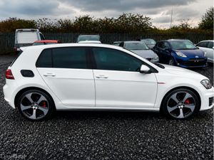 Volkswagen Golf GTI 2.0 AUTOMATIC LOW MILEAGE (089 - Image 4