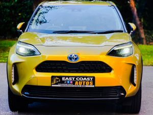 2021 Toyota Yaris Cross 1.5 Petrol Hybrid Z Auto - Image 4