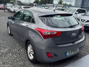 Hyundai i30 2012 Manual - Image 4