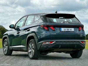 Video Tour 235 BHP Hybrid STAFF OWNED - Image 4
