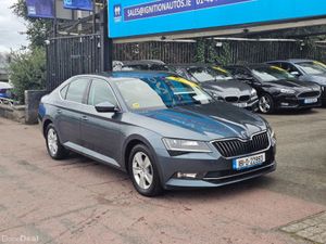 Skoda Superb AMBITION MODEL, DIESEL, MANUAL, HUGH - Image 3
