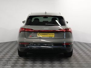 Audi Q8 e-tron S line - Image 4