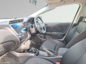 Honda Grace GRACE DX HYBRID - Image 4