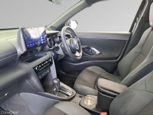Toyota Yaris Cross GR SPORTS - Image 3