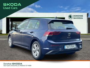 Volkswagen Golf 2.0 TDI 115HP Life - Image 4