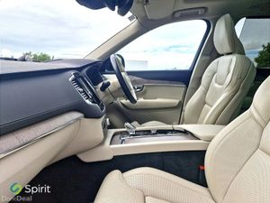 Volvo XC90 T8 Ultimate Plug In Hybrid - Image 4