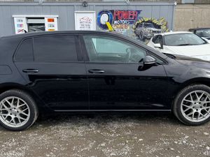 2014 Volkswagen Golf 1.2 Automatic - Image 3