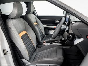 Citroen C3 Aircross *7 Seater* Plus 1.2 MHEV 145HP - Image 3