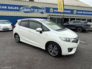 Immaculate Honda Fit SelfCharging Hybrid - Image 4