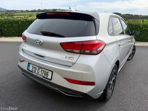 2021 (212) Hyundai i30 1.6 Diesel Deluxe 5Dr H/B - Image 3