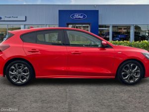 Ford Focus 1.0T EcoBoost MHEV ST-Line Hatchback 5d - Image 3