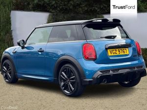 Mini Cooper 1.5 Cooper Sport 3dr - Image 2