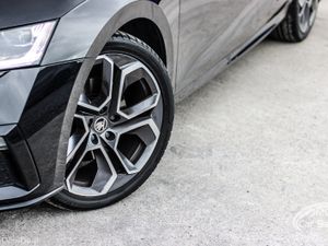 2022 SKODA OCTAVIA VRS AUTO - Image 2