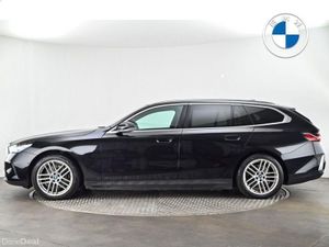 BMW i5 eDrive40 Sport Edition Touring - Image 3