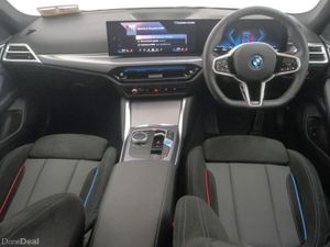 BMW i4 eDrive40 M Sport - Image 4