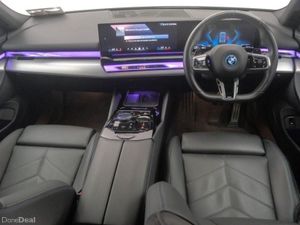 BMW 5-Series 530e M Sport Saloon - Image 4