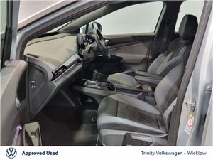 Volkswagen ID.4 ** PRO LIFE ** 77kWh ** 174BHP ** - Image 4