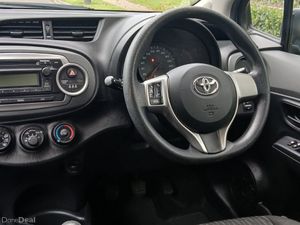 Toyota Yaris 2013 1.0 SPORT *IRISH CAR* 69K KLMS - Image 3