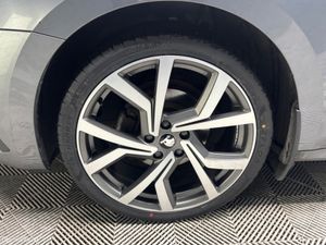 Skoda Octavia AMBITION 2.0 TDI 115HP 5DR - Image 2