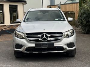 *Tiny Kms* 172 Mercedes-Benz GLC 220d! - Image 2