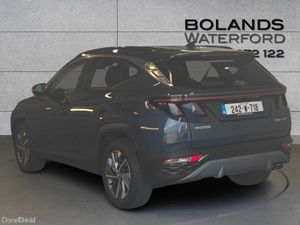 Hyundai Tucson 2WD Executive Plus w 2 Tone Roof Fr - Image 2