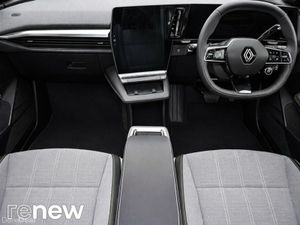 Renault Megane E-Tech EV Techno Comfort Range  220 - Image 3