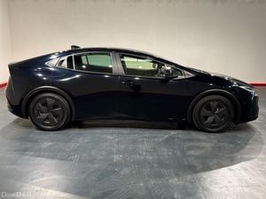Toyota Prius 1.8 HYBRID - AUTOMATIC - CRUISE CONTR - Image 3