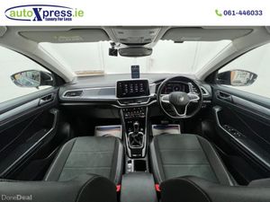 Volkswagen T-Roc 2.0 TDI STYLE, Low mileage, Autom - Image 2