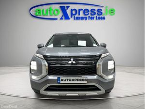 Mitsubishi Outlander PHEV 4WD G , Reversing camera - Image 3
