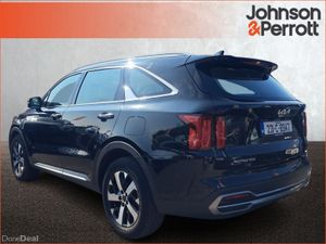 Kia Sorento 2.2 K3 4X2 Diesel 7 seats - Image 2