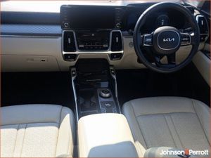 Kia Sorento 2.2 K3 4X2 Diesel 7 seats - Image 4